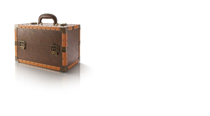 Evoqe Vintage Beauty Case